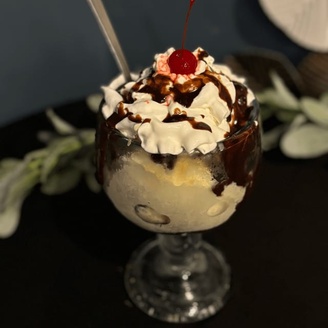 Candy Bar Sundae.